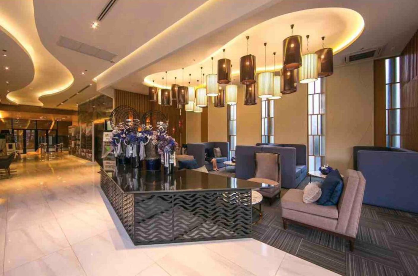 Luxury And Modern Condo In Central Chiang Mai - Astra Condo 외부 사진