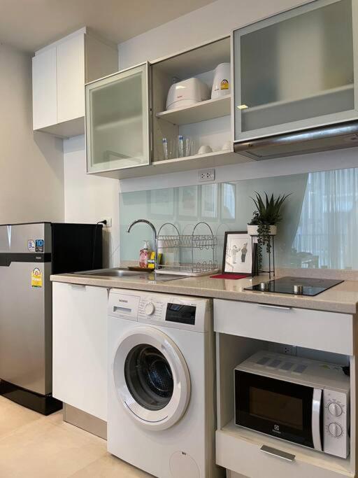 Luxury And Modern Condo In Central Chiang Mai - Astra Condo 외부 사진